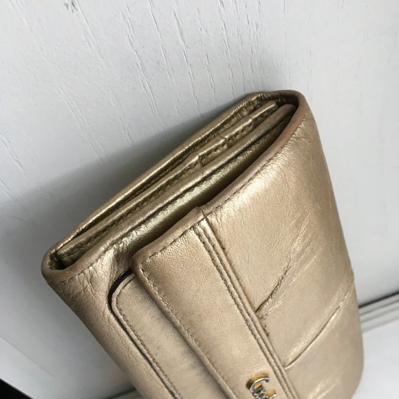 Coach Gold Wallet 7.5" x 4" - Picture 9 of 9